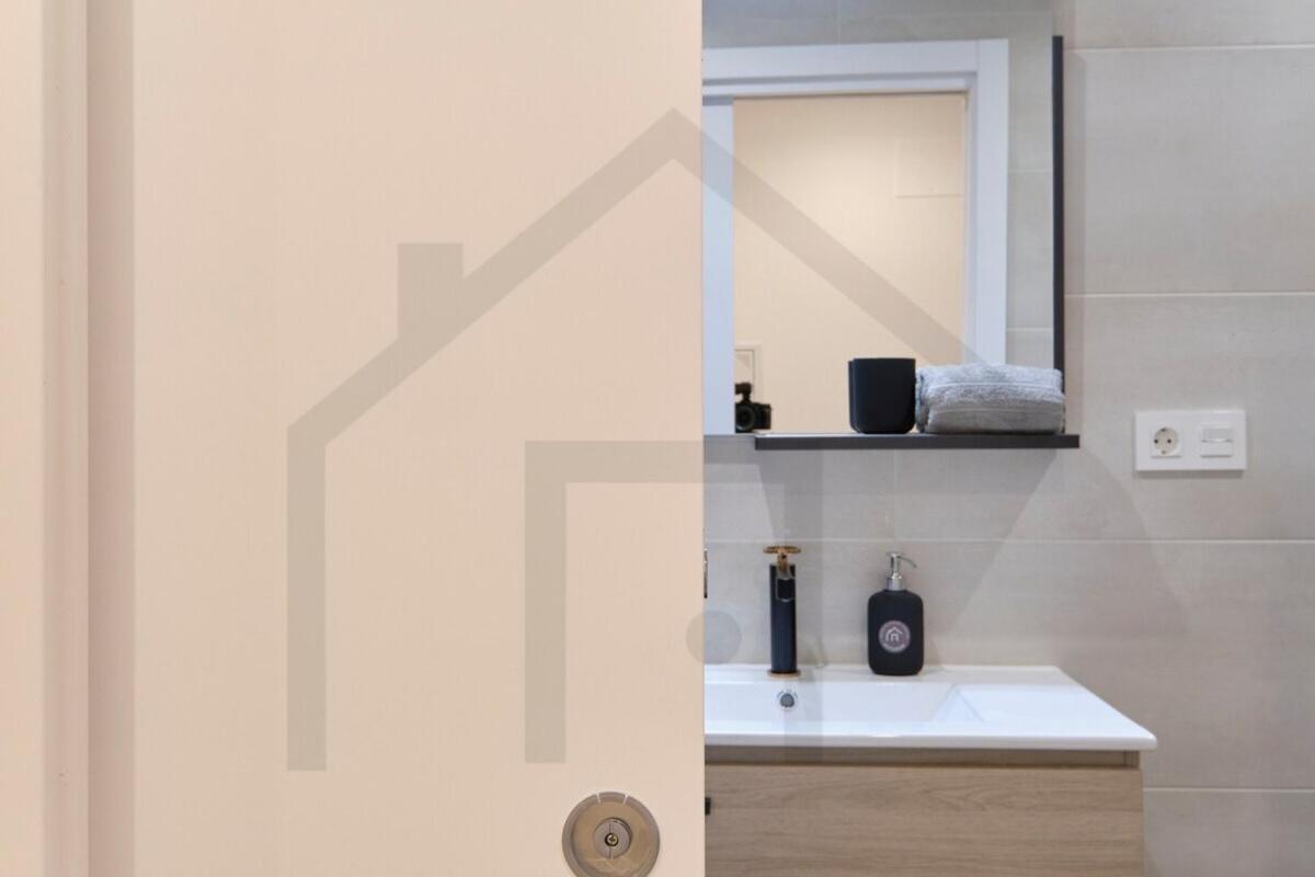 Cervantes - Apartamento A Estrenar Con Parking Gijón Exterior foto