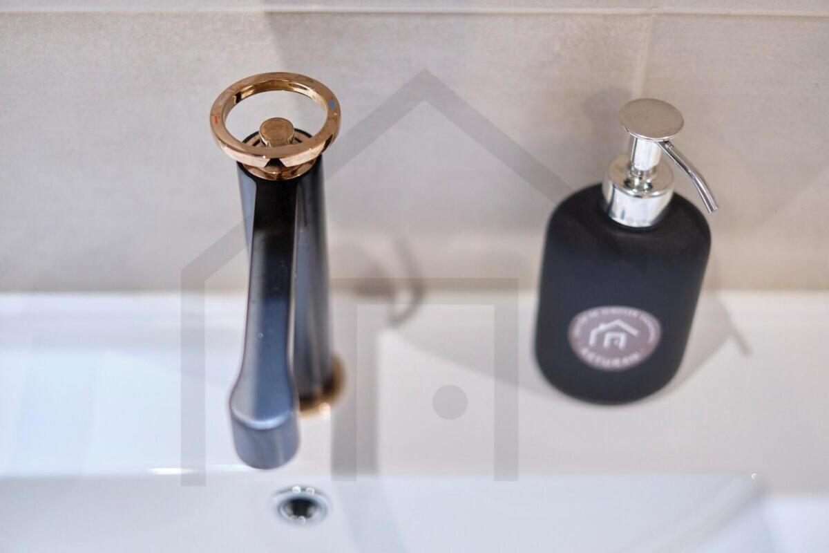 Cervantes - Apartamento A Estrenar Con Parking Gijón Exterior foto