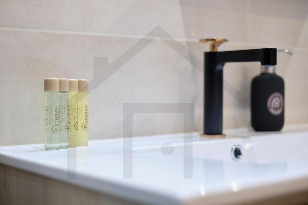 Cervantes - Apartamento A Estrenar Con Parking Gijón Exterior foto