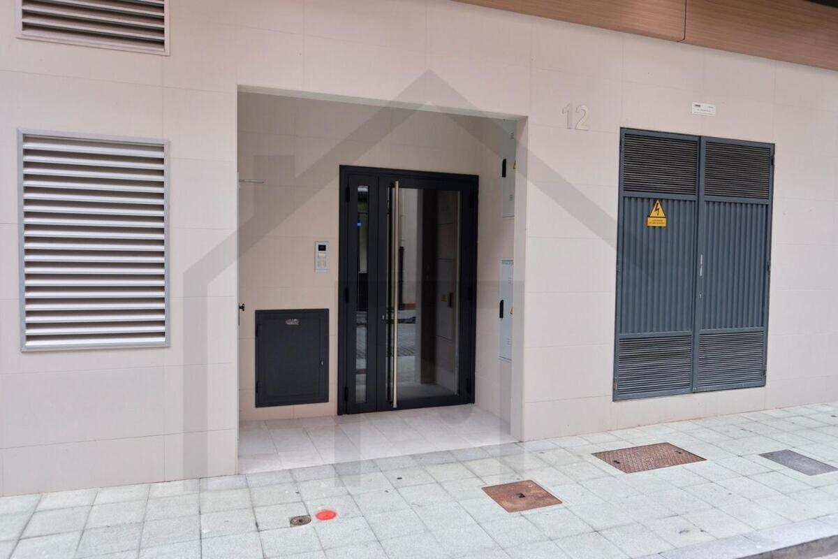 Cervantes - Apartamento A Estrenar Con Parking Gijón Exterior foto