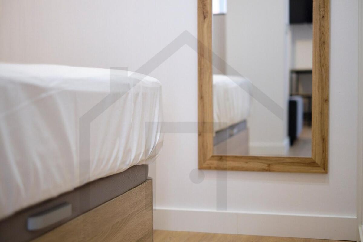 Cervantes - Apartamento A Estrenar Con Parking Gijón Exterior foto